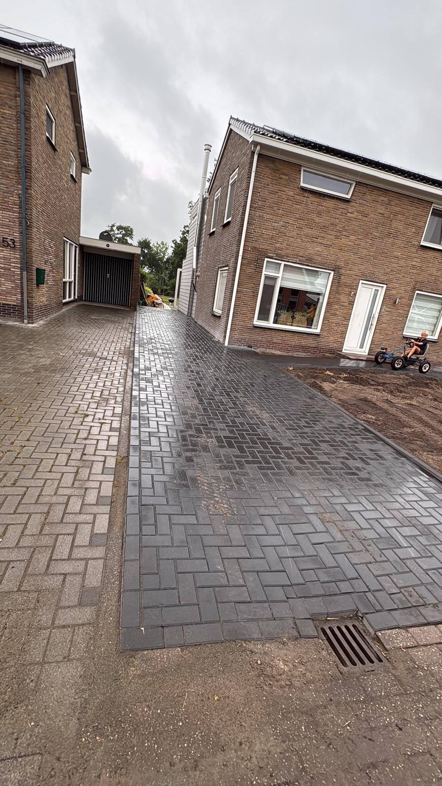 Oprit en tuin in Opende — foto 1