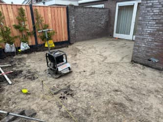 Achtertuin in Assen — foto 3