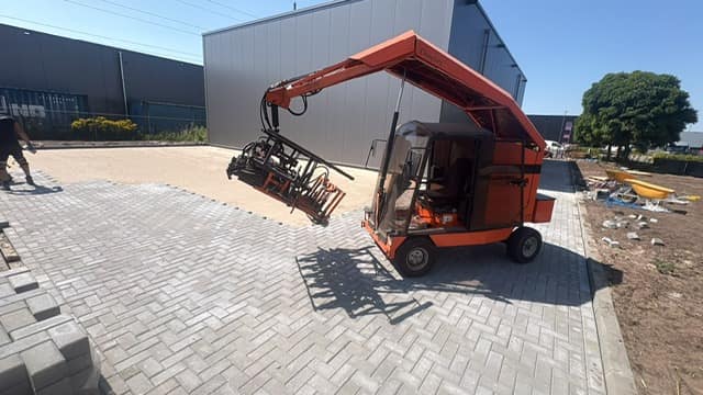 Bedrijfsterrein in Heerenveen — foto 5