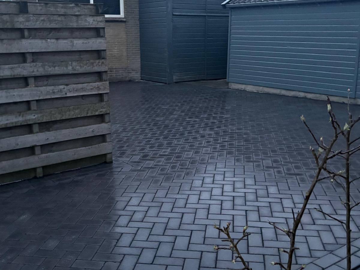 Oprit in Surhuisterveen — foto 3