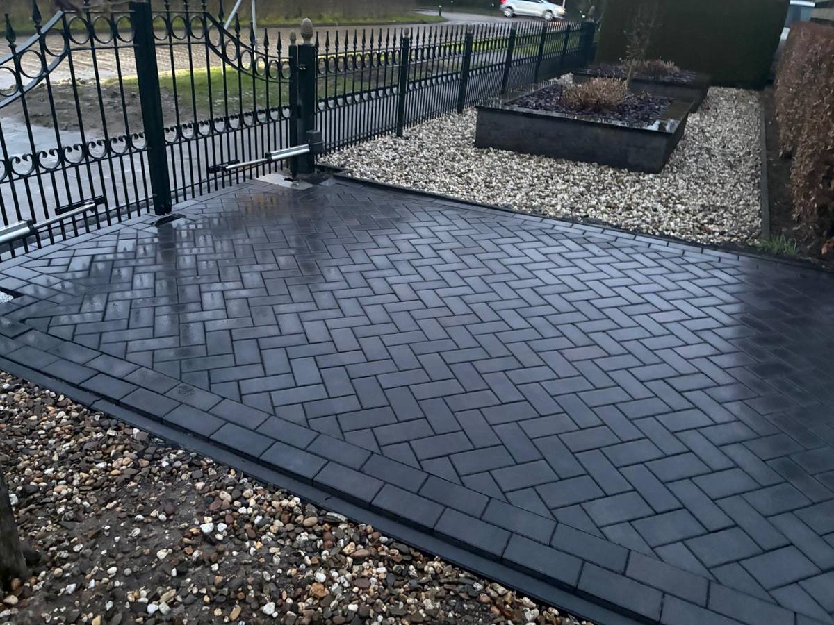 Oprit in Surhuisterveen — foto 5